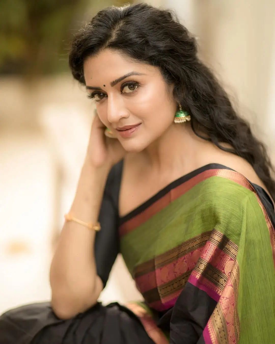 Vimala Raman Charming In Black Saree Blouse